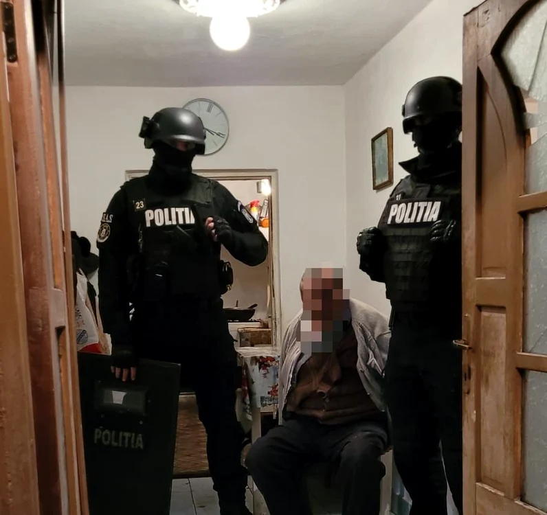 Bărbatul violent este cercetat penal FOTO Poliția Neamț