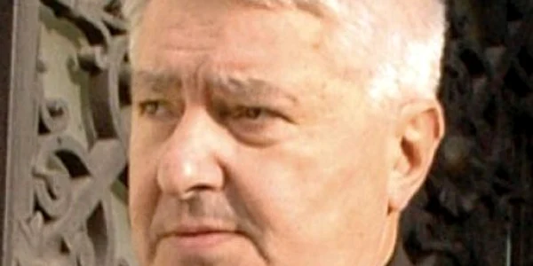 Sentorul independent Şerban Mihăilescu este cercetat pentru primirea de foloase necuvenite