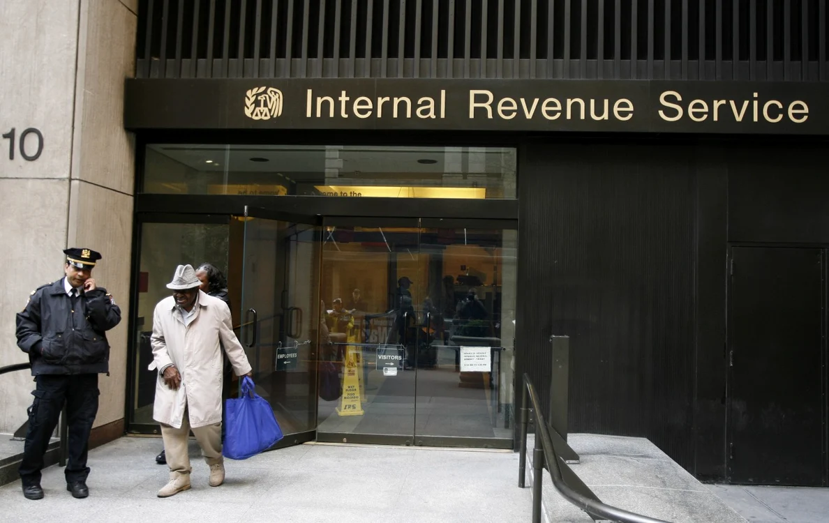 Fiscul american este implicat într-un scandal privind abuzuri împotriva politicienilor conservatori. FOTO: Reuters