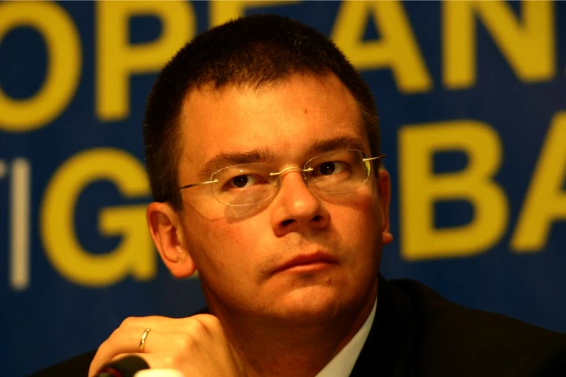 Mihai Răzvan Ungureanu
