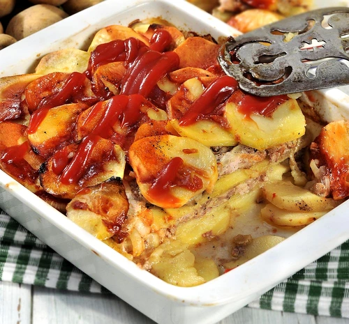 musaca carne tocata cartofi noi jpeg