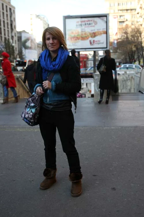 ADVIMA20111209_0506