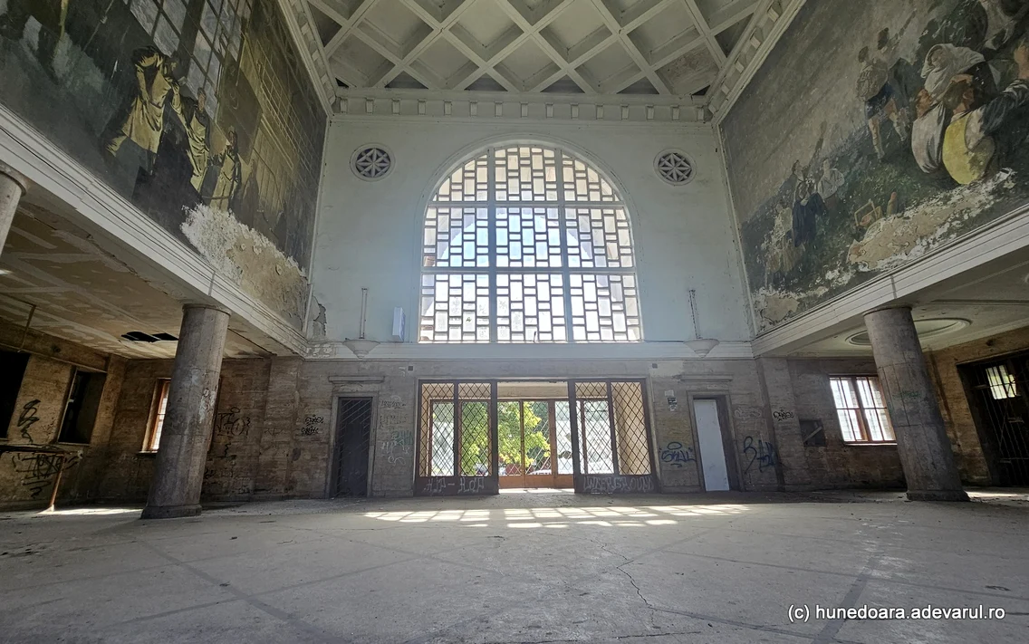 Gara din Hunedoara Foto Daniel Guță ADEVĂRUL (37) jpg