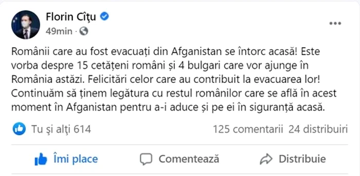 
    Avionul Hercules cu cei 15 români la bord, în timp ce aterizează pe pista de la OtopeniSursa foto: INQUAM PHOTOS/Sabin Cîrstoveanu  