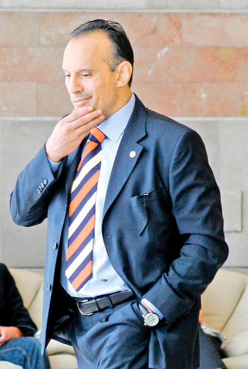 
    Florin Prunea şi-a pierdut cumpătul  