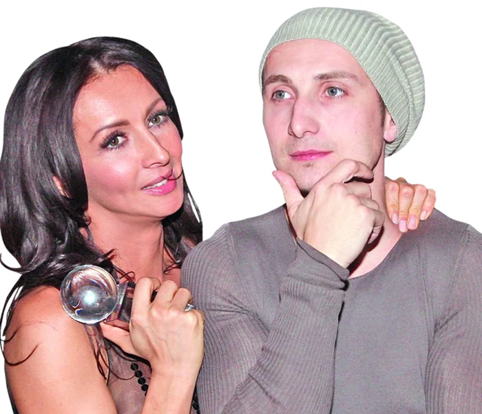 Vedeta va lansa volumul “Întreabă-mă orice”, vineri, în emisiunea lui Răzvan şi Dani