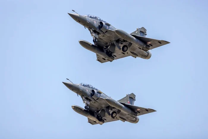 Avioane de vânătoare Mirage 2000-5 FOTO Shutterstock