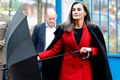 regina letizia costum rosu umbrela profimedia jpg