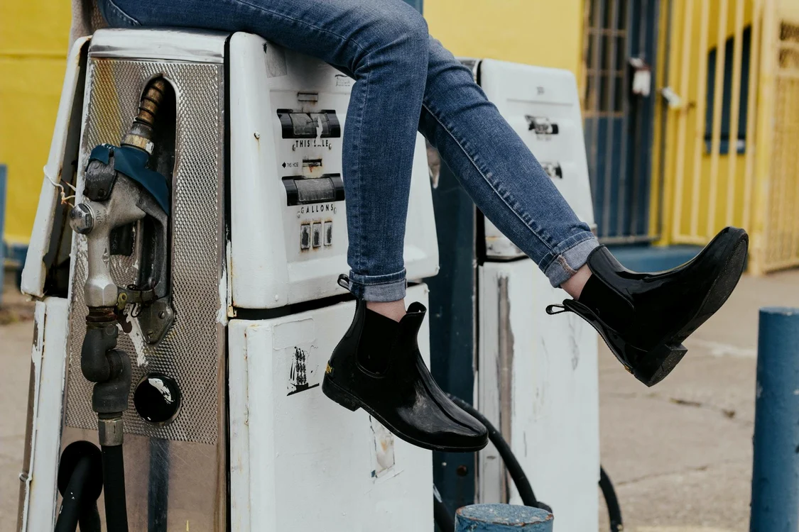 1 clickpentrufemei joanna nix walkup bmeyoudqpwy unsplash jpg jpeg