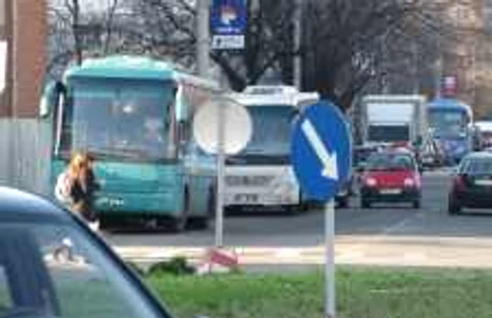 Autobuze parcate în centru