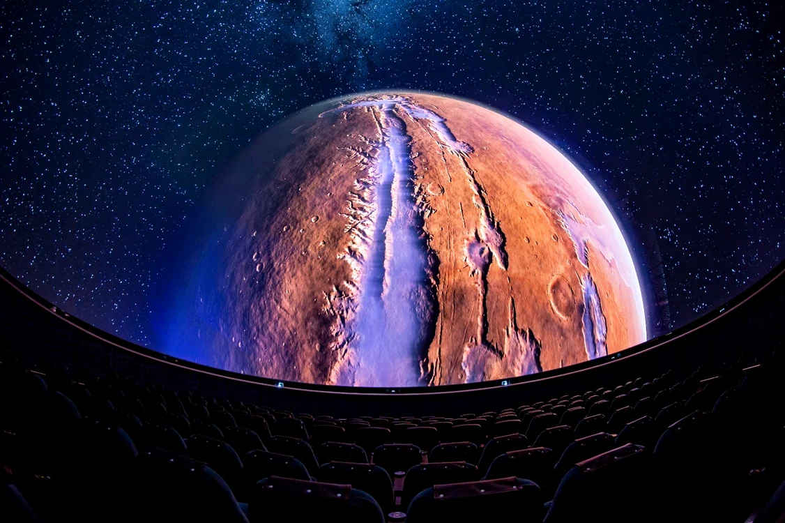 Planetariul Brașov pregătește un show unic
