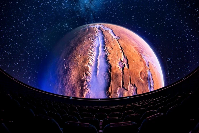 Planetariul Brașov pregătește un show unic