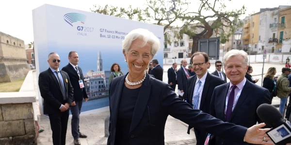 Directorul FMI Christine Lagarde la summitul ministrilor de Finante din G7 de la Bari FOTO AFP