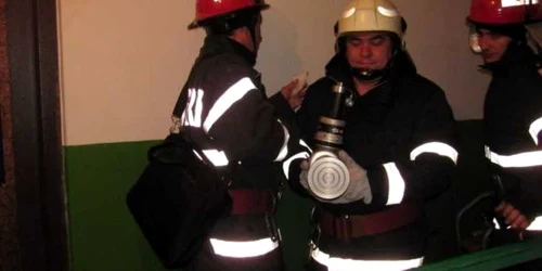 Pompierii sunt pregătiţi să intervină