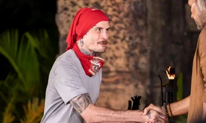 Iustin HVNDS, primul concurent eliminat de la Survivor, se întoarce acasă cu regrete că n-a rezistat mai mult