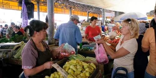 piata moldova foto ipn