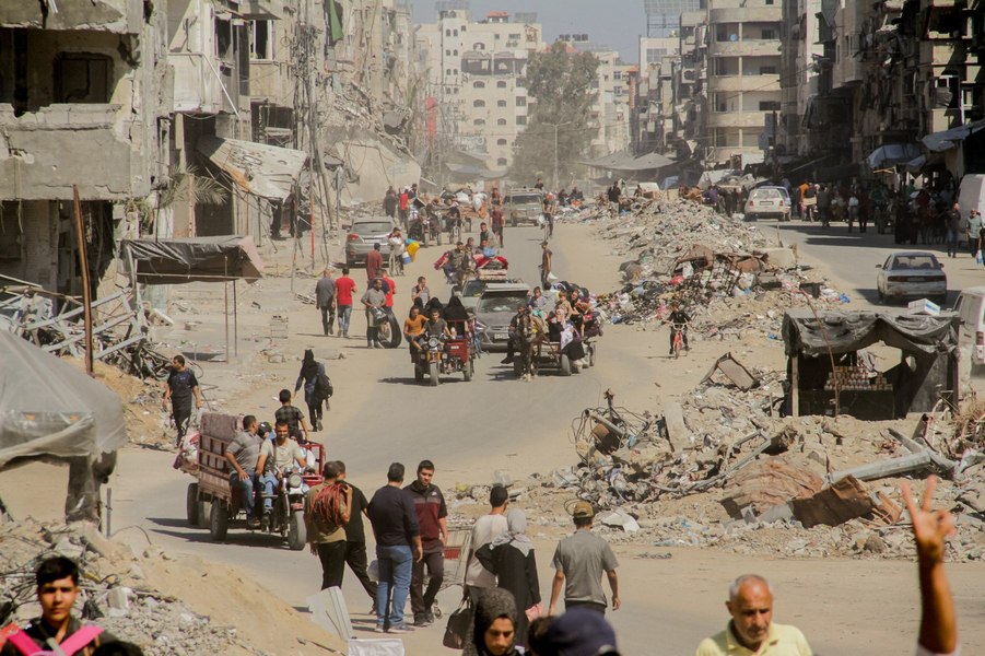 „Ori te predai, ori mori de foame”. Planul israelian controversat pentru nordul Fâșiei Gaza. Sute de mii de palestinieni, prinși în mijlocul bombardamentelor