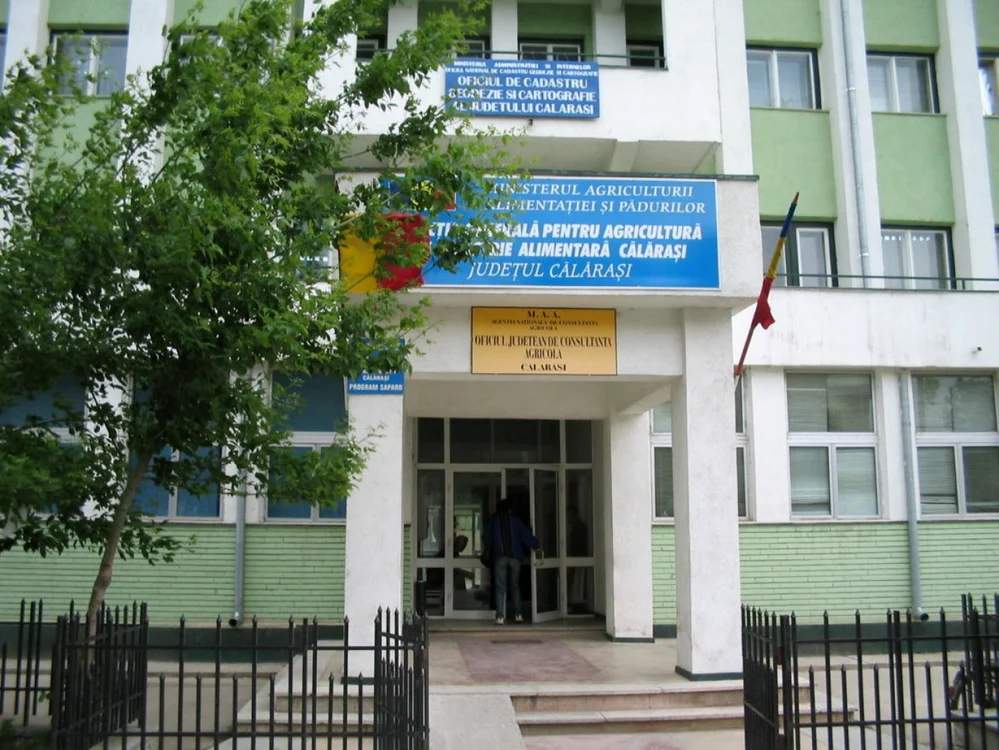 Oficiul de cadastru Călăraşi prelungeşte suspendarea activităţii cu publicul FOTO observatorcl.info