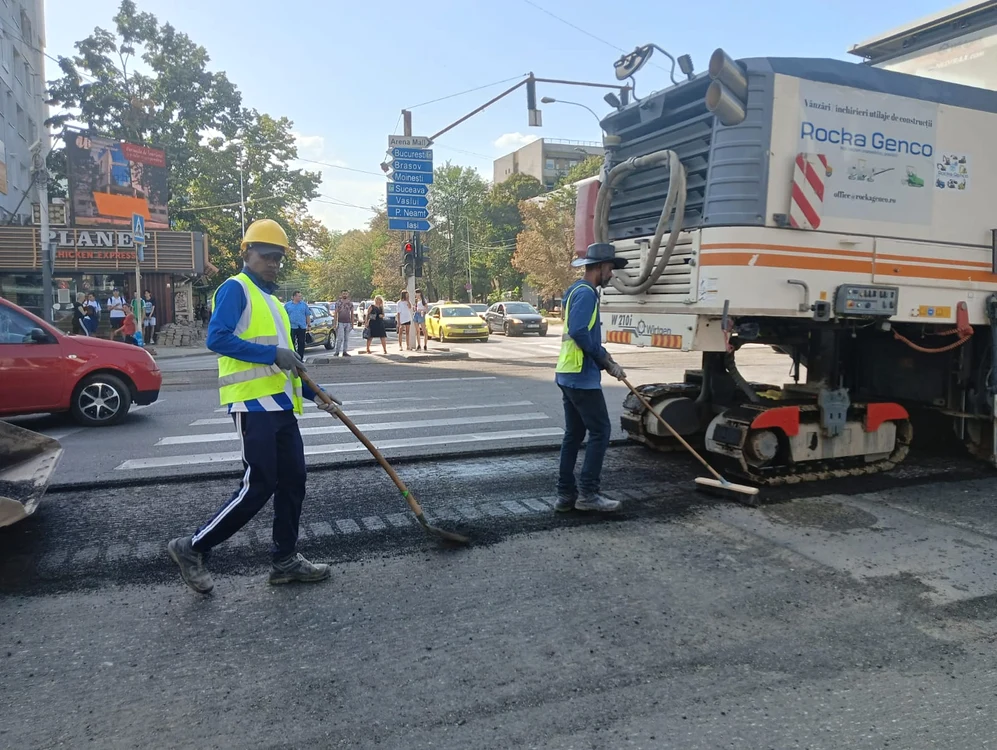 Străzile bune au fost decopertate și apoi reasfaltate FOTO MA