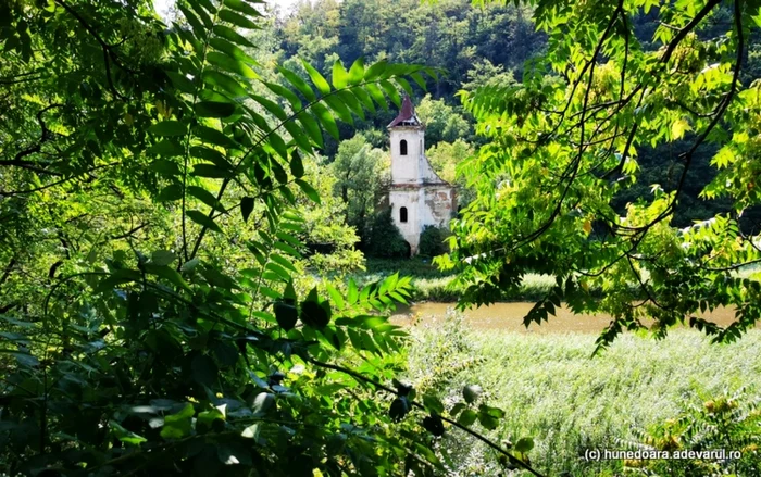 lacul cincis foto daniel guta adevarul