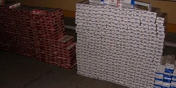 Satu Mare: Poliţiştii de frontieră au confiscat 22.000 de pachete de ţigări