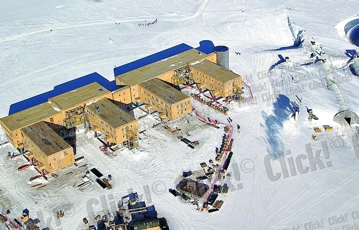 Aceasta este staţia  Scott-Amundsen  de la Polul Sud unde  va sta milionarul