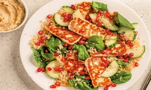 salata cu halloumi jpg