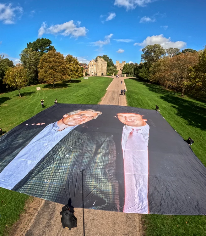  Foto Epstein și Trump, desfășurată în fața Castelului Windsor, Profimedia (1) jpg