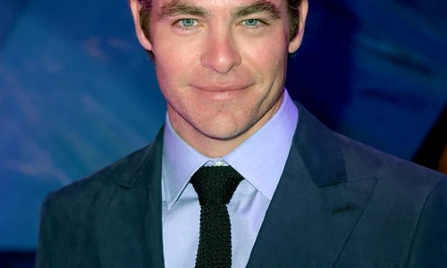 8 chris pine gettyimages 924705454 jpg jpeg