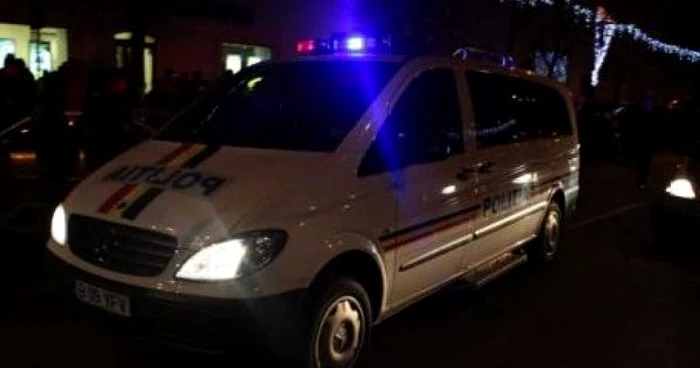 Poliţiştii îl anchetază pe constănţeanul de 25 de ani