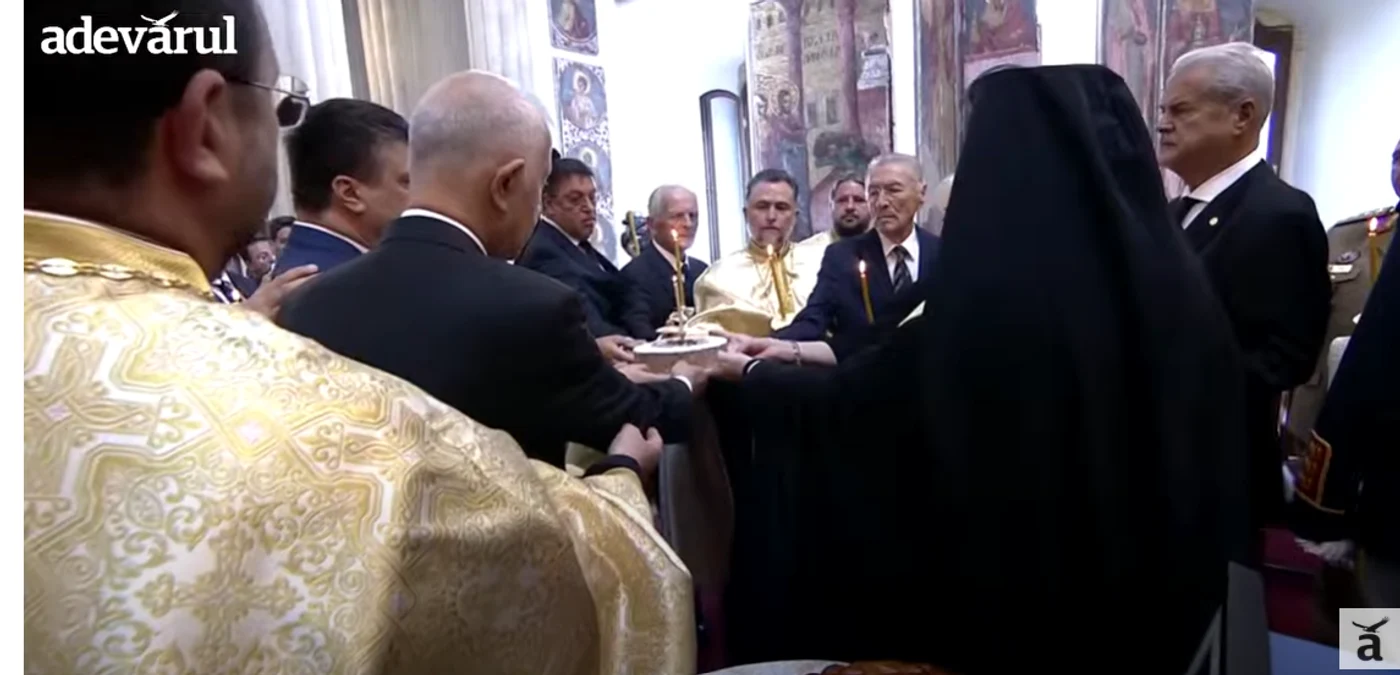 Slujba de înmormântare a lui Ion Iliescu FOTO: captura video Adevărul