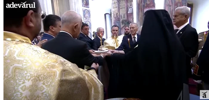 Slujba de înmormântare a lui Ion Iliescu FOTO: captura video Adevărul