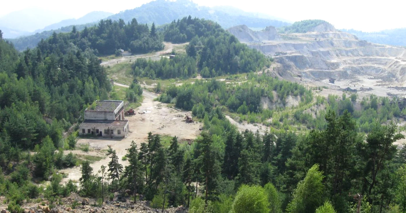 Repornirea mineritului la Roşia Montană ar crea mii de locuri de muncă, însă ar pune în pericol siguranţa mediului FOTO Adevărul