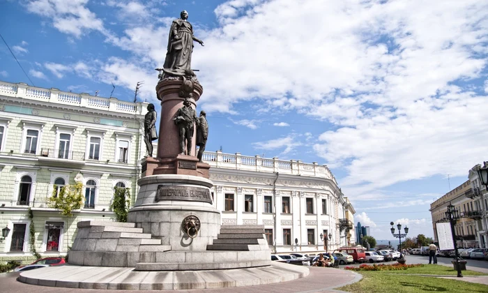 Statuia împărătesei Ecaterina cea Mare din Odesa (© Marco Fieber / Flickr)