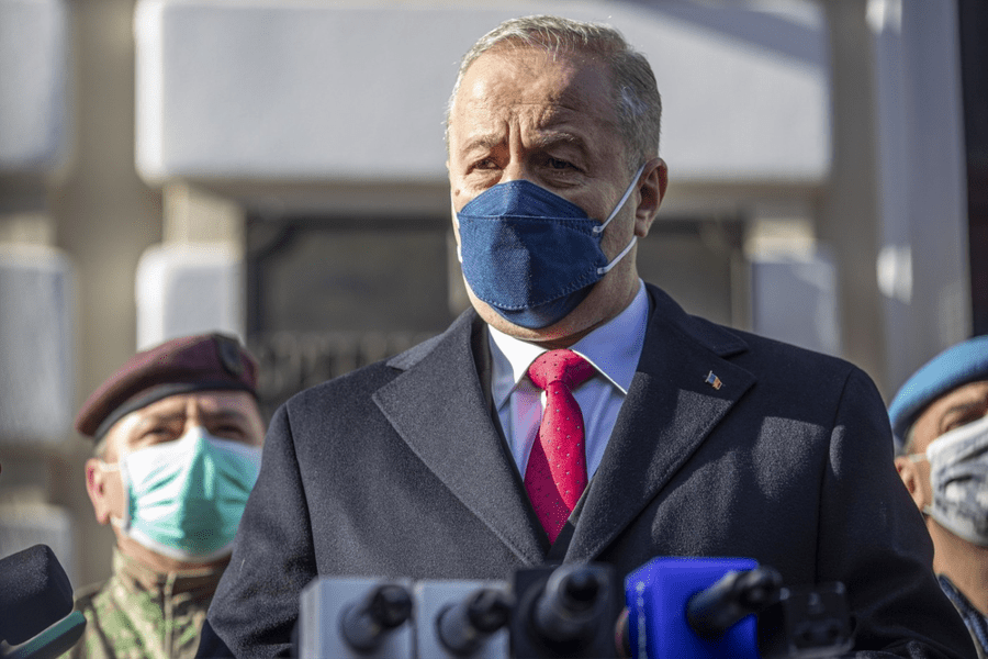 Ministrul Apărării, ținta criticilor după declarația despre pacea Ucraina-Rusia