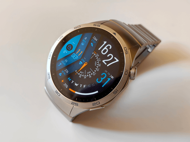 Huawei Watch GT4. FOTO Adrian Pogîngeanu