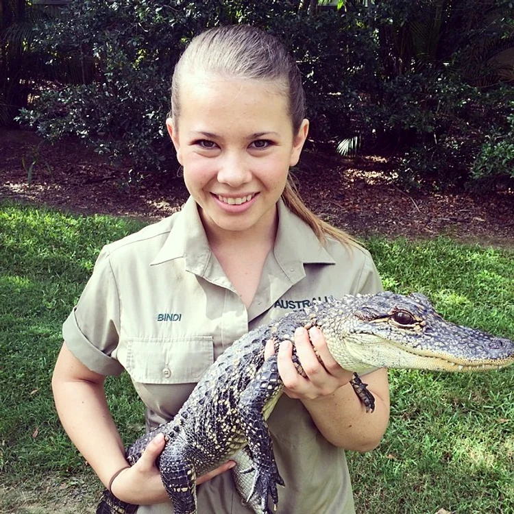 
    Bindi Irwin iubește animalele la fel de mult cum o făcea tatăl eifoto: Arhivă personală  