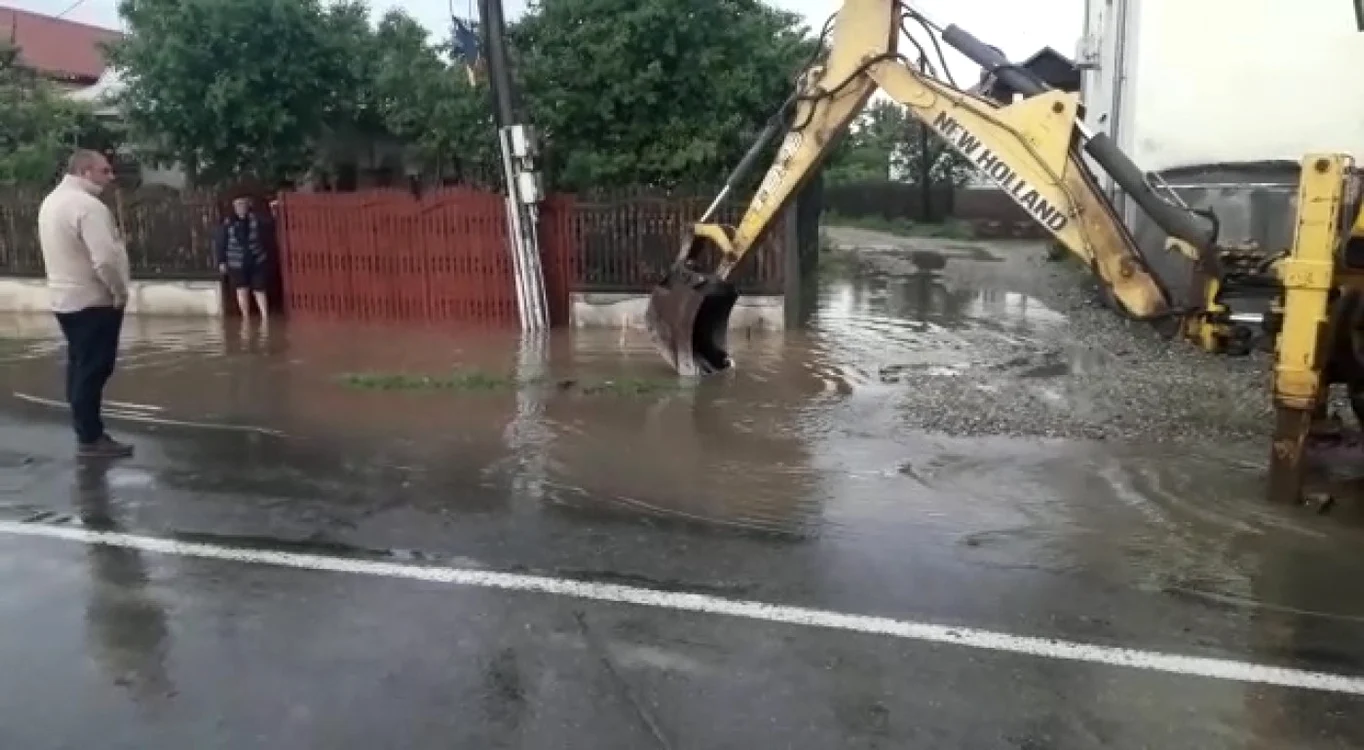 inundatii si grindina dambovita