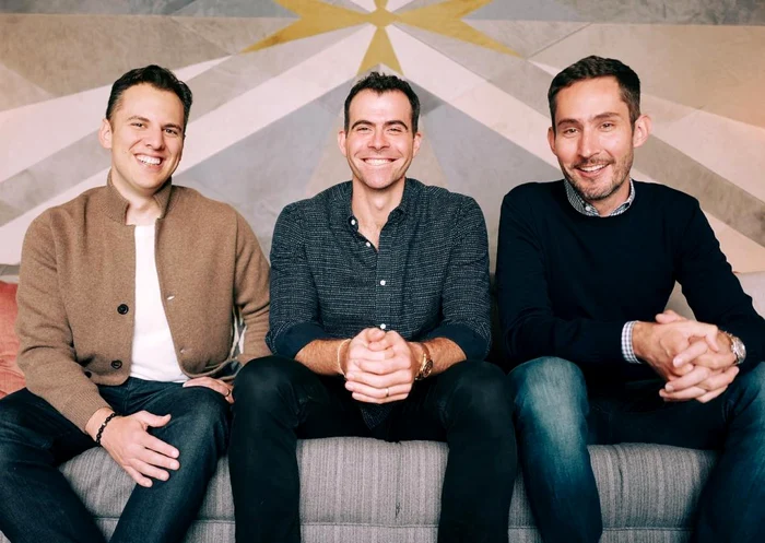 Adam Mosseri (centru), alături de Kevin Systrom şi Mike Krieger, co-fondatorii Instagram; Sursa: Facebook Adam Mosseri