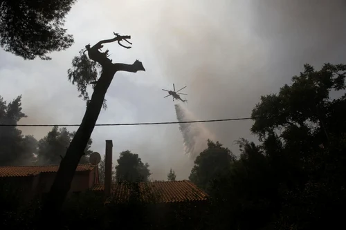 Incendiu în apropiere de Atena Grecia 27 iulie 2021 FOTO EPA-EFE