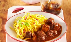 tocana de ciuperci cu sos de rosii 580x400 jpeg