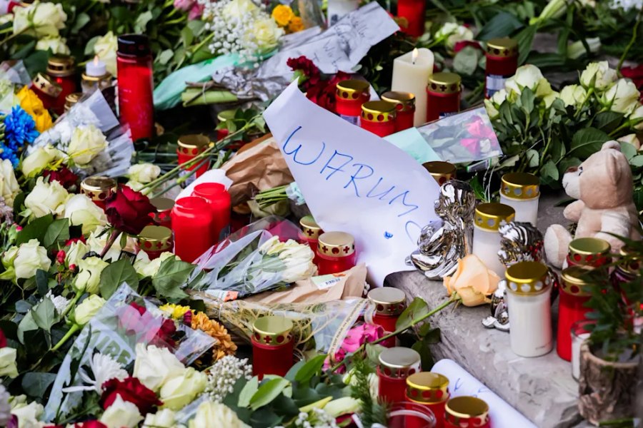Mesajul sfâșietor al mamei copilului ucis în atentatul de la Târgul de Crăciun: „Lăsați-mi ursulețul de pluș să zboare din nou în jurul lumii”