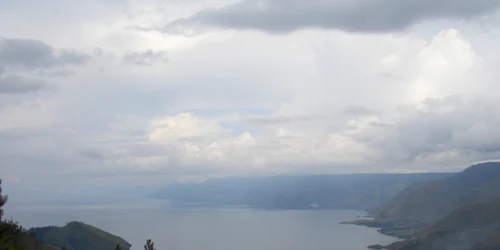 Toba Lake View jfif