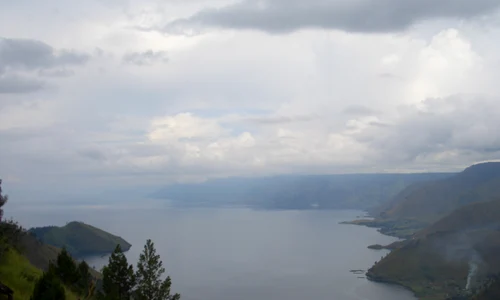 Toba Lake View jfif