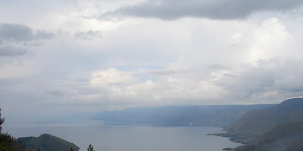 Toba Lake View jfif