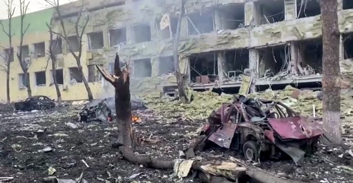 Spitalul de copii din Mariupol, după bombardamente foto: AFP