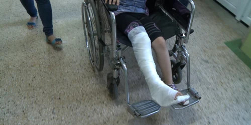 pucioasa fete ranite