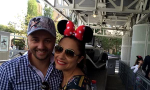 Cătălin Măruţă a dus o pe Andra la Paris jpeg