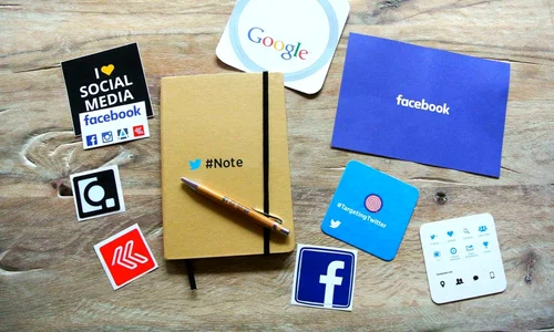 1 impactul retelelor de socializare asupra cazinourilor online jpg jpeg