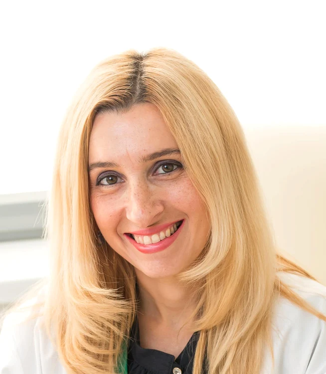 Dr  Carmen Posoiu jpg jpeg